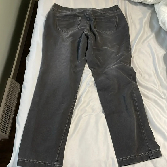 J Jill PureJill high rise black jeggings size medium petite - Picture 6 of 7